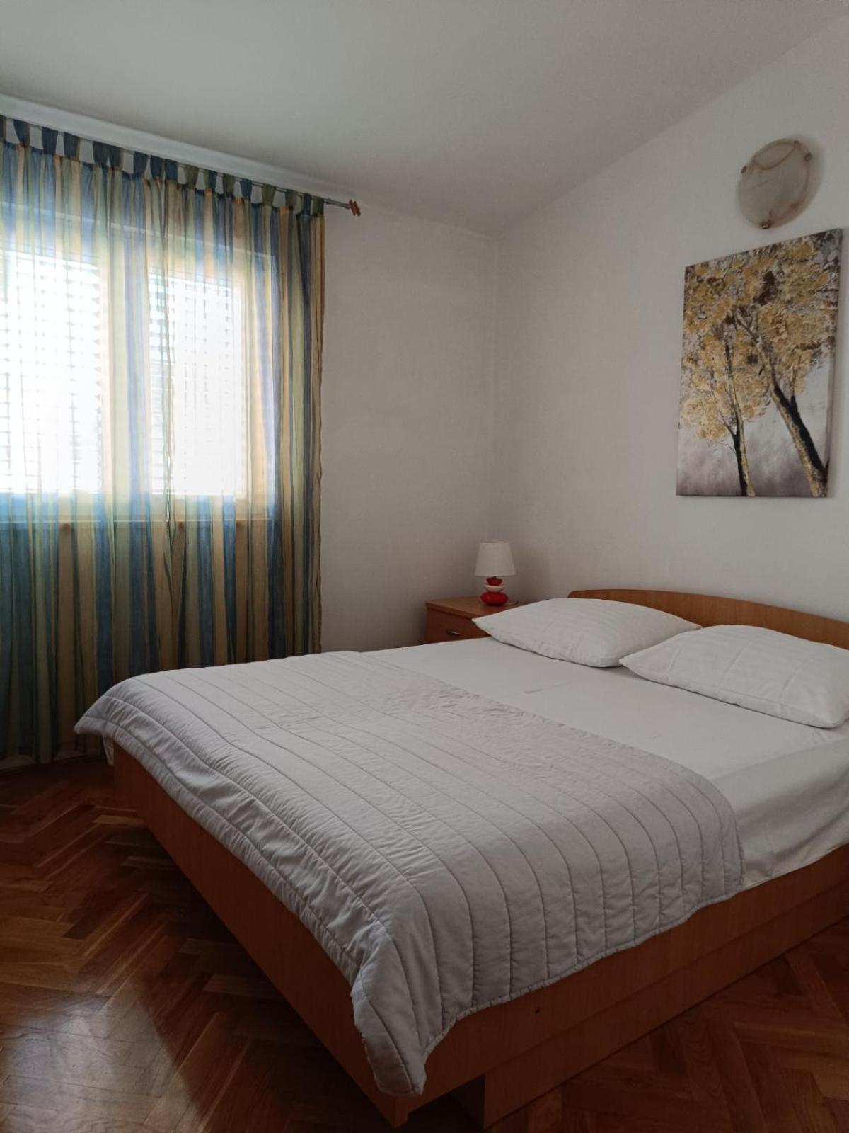 Apartmani Ljubo Primošten Eksteriør billede