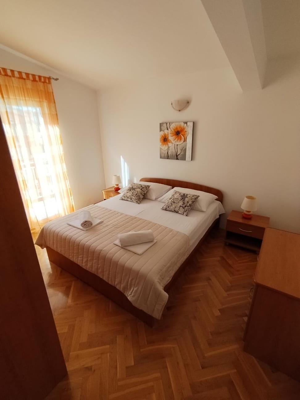Apartmani Ljubo Primošten Eksteriør billede