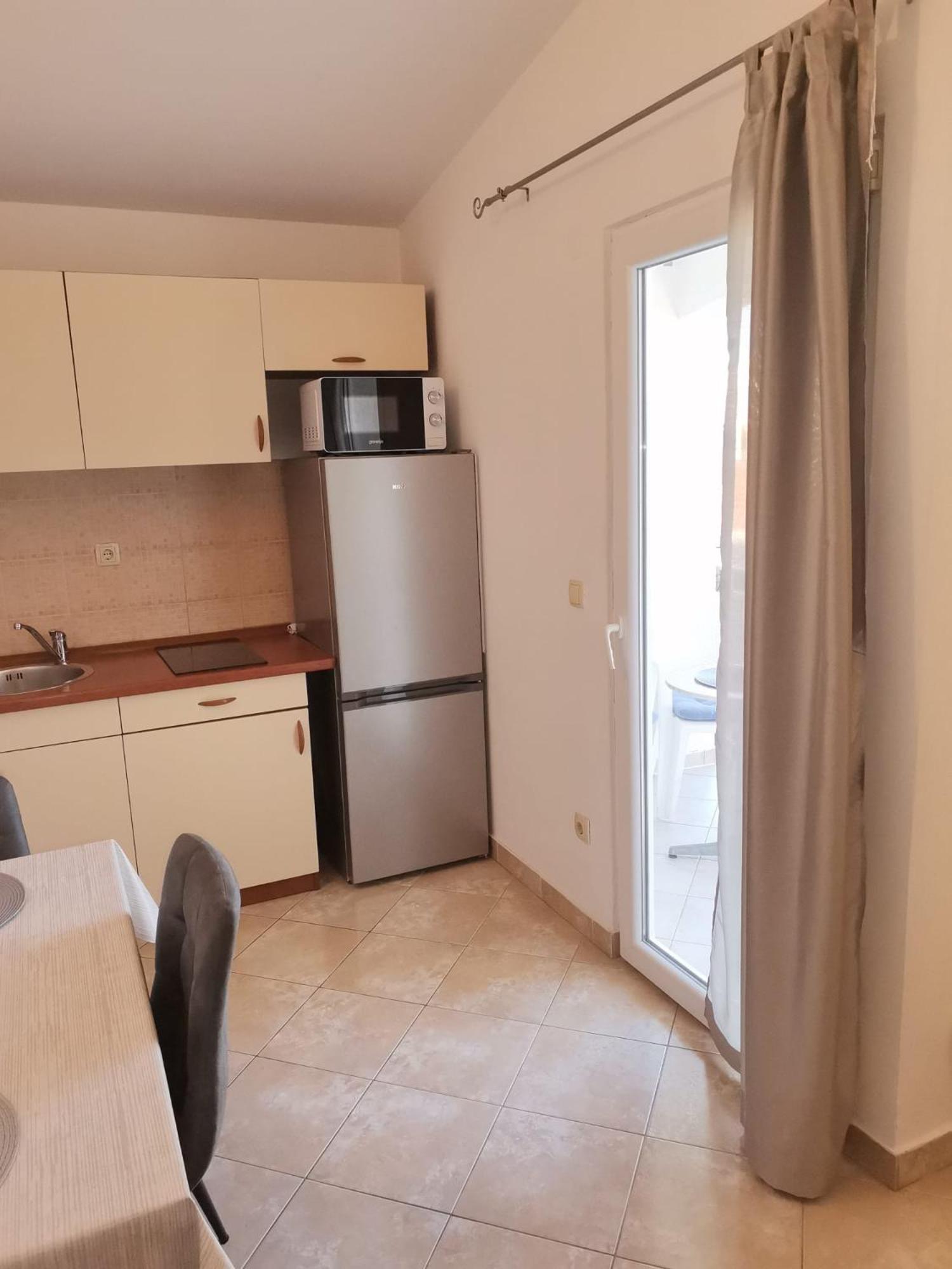 Apartmani Ljubo Primošten Eksteriør billede