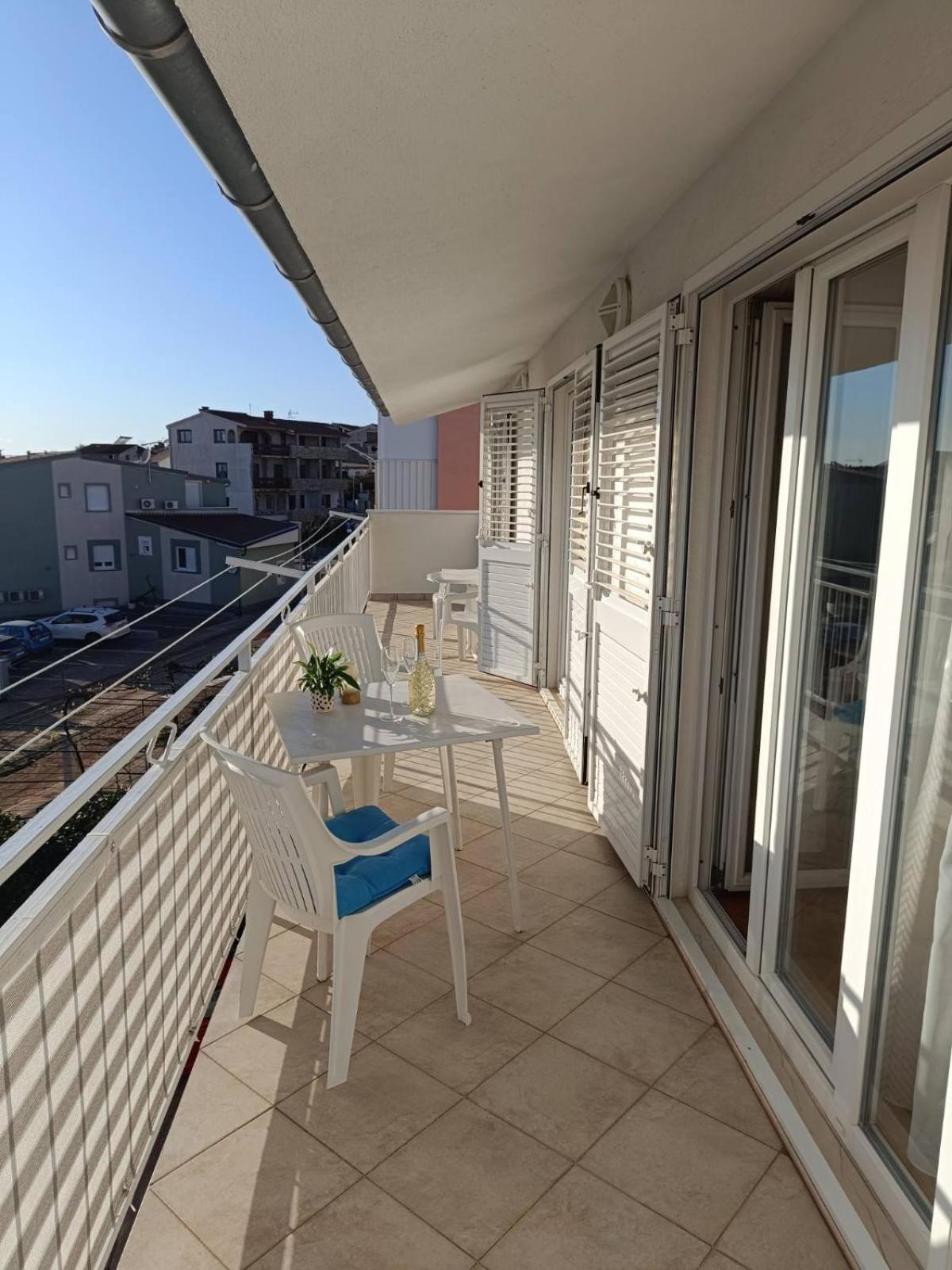 Apartmani Ljubo Primošten Eksteriør billede